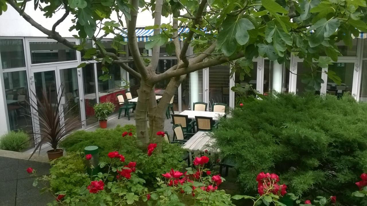 Hotel Cis Paris Kellermann Eksteriør billede